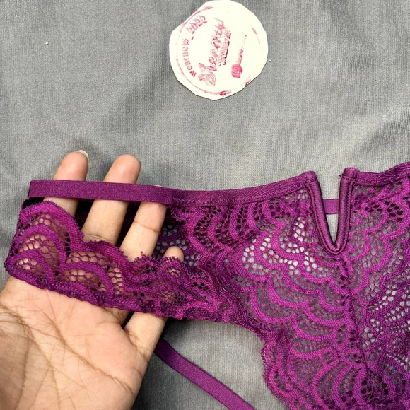 Lace penty - Picture 2 of 3